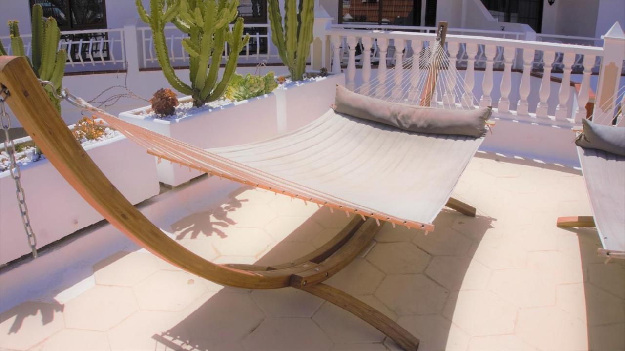 Greatly Located Apartment With Heated Pool, Los Cristianos ロスクリスティアーノス エクステリア 写真