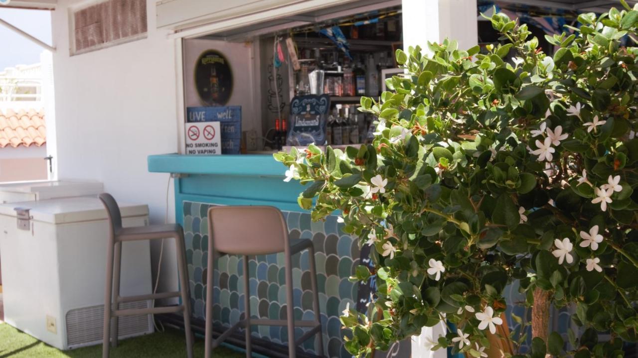 Greatly Located Apartment With Heated Pool, Los Cristianos ロスクリスティアーノス エクステリア 写真