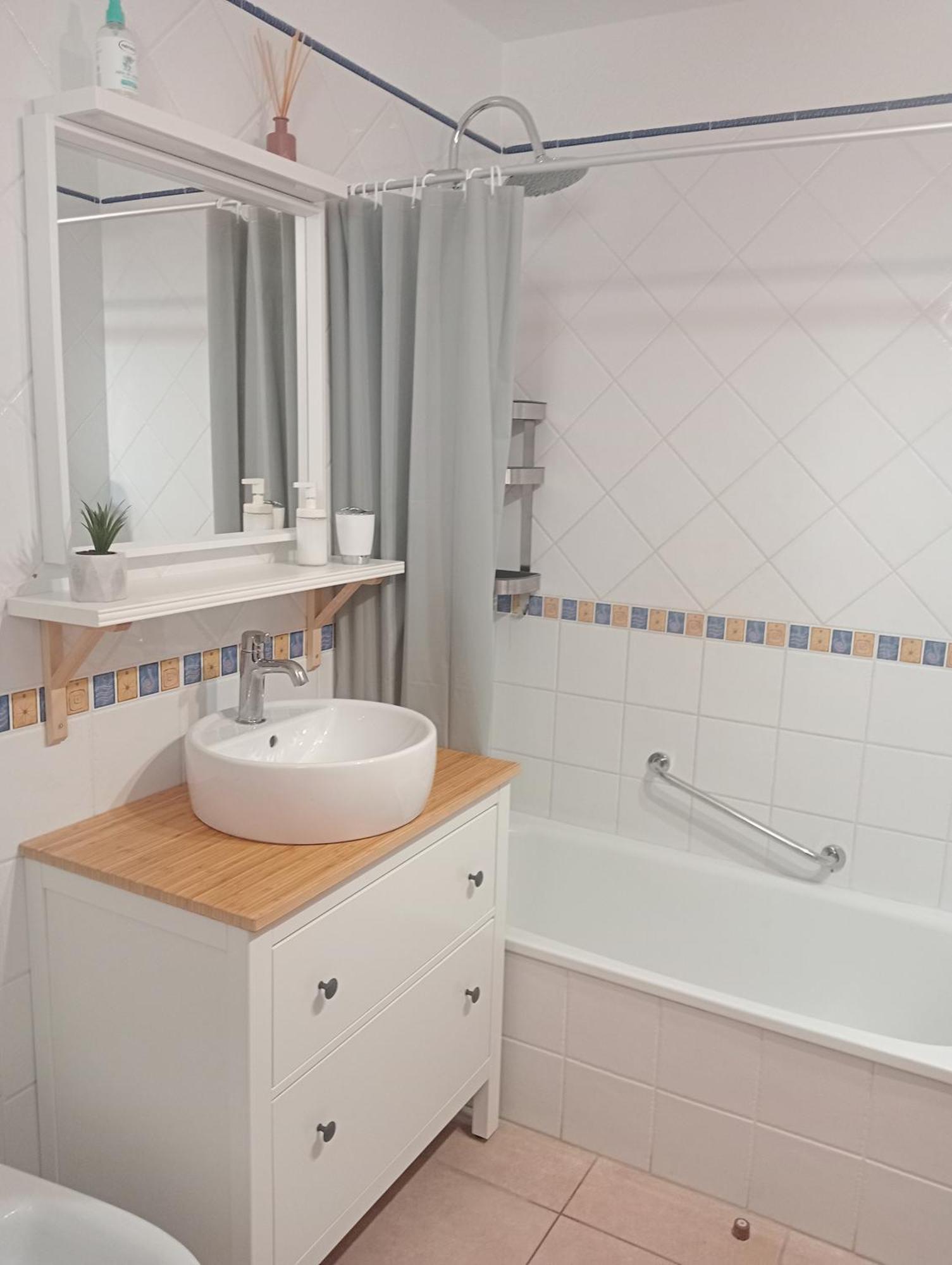 Greatly Located Apartment With Heated Pool, Los Cristianos ロスクリスティアーノス エクステリア 写真